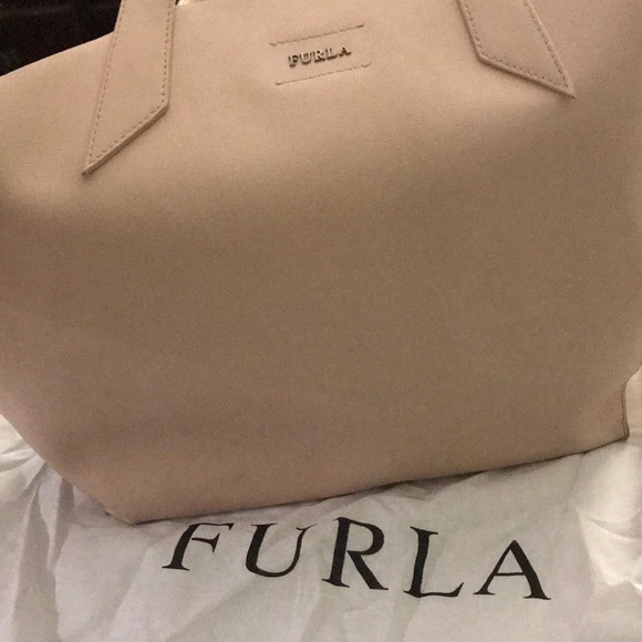 Furla blush leather bag - Picture 2 of 4